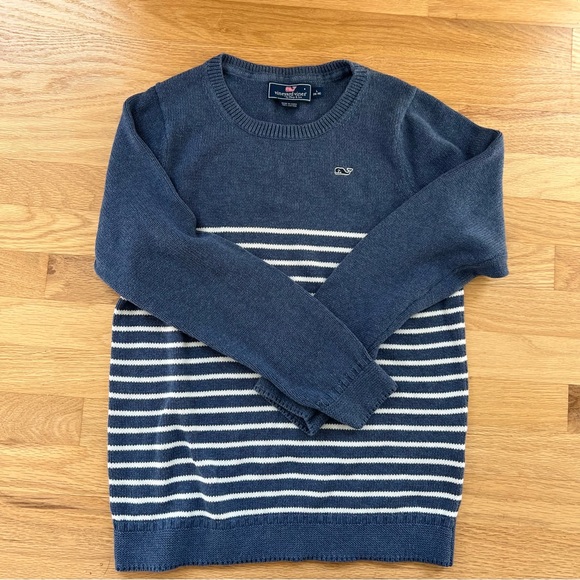 Vineyard Vines Sweater L (16-18) - Picture 3 of 5